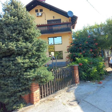 Apartments Emir Tuzla Extérieur photo